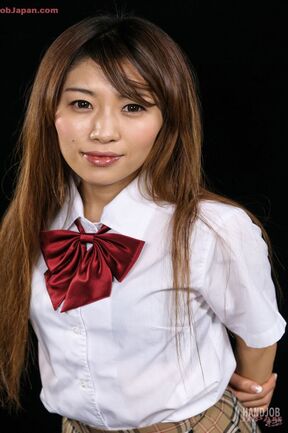 Student Miura Akina giivng handjob and licking cum from fingers