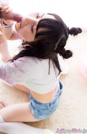 Kitagawa Yuzu licking lolipop and cock and cum from her fingers
